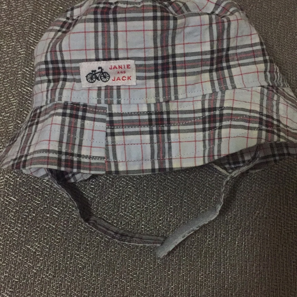 EUC Janie&Jack plaid sun hat w/Velcro chin straps